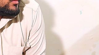 Desi Indian Video. The boss gave a job and had hardcore sex with the staff in the office. and Fuck Har Pussy, Hindi Audio