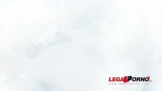 Lola Taylor 4on1 mini gangbang: slut fucked by 4 black cocks