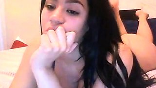 Ebony Amateur Shows Off Her Perfect Body on Webcam