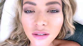 Flashing amateur babe Fae Corbin public masturbate