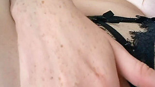 Close up Fingering Hairy Pussy