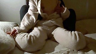 Japanese lesbian Sakuno wears soft pajamas and is deliciousl