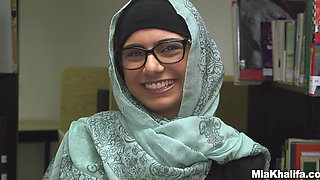 Sexy Buxom Muslim Mia Khalifa Demonstrates Her Curvy Charms & Plays With Her Pussy In the Library