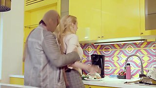 Maya gets caught on the hood of the car! - Jacquie et Michel TV