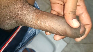 Bigg Cock Masterbating