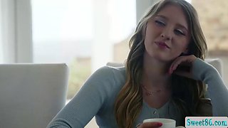 Sitting on my MILF friends face while fingering her