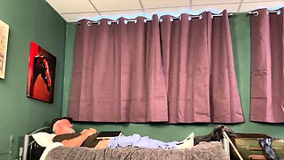 Retired senior cuntdrilling kinky nurse