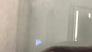 Live Stream with Dani Valentina