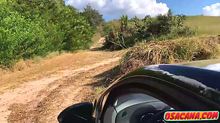 Young Man From the Countryside Sex in the Car Were Caught in the Jump