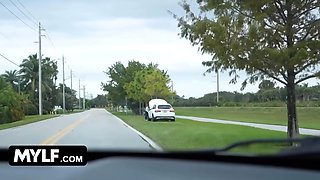 Mylf gets stranded by the side of the road because her car moneyless down & she has no idea what to do