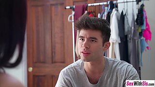 Teenage compares step-dads pipe with brother