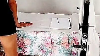 A Naughty Woman Goes to the Gynecologist to Have Sex!