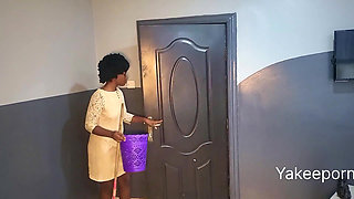 BBC Cleaner Ask Me to Fuck Her Before Her Boss Come Back