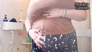 Pissing in a measuring jug custom