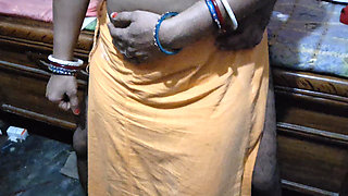 Indian Husband Fucked His Indian Wife in Doggy Style and Gave Great Pleasure to His Wife by Fucking Her Pussy