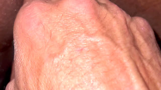 Wife like my full hand in her wet pussy