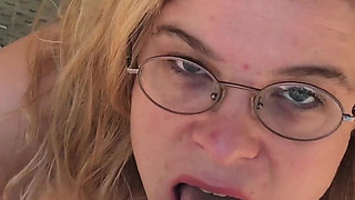 Secretary takes a dick at lunch time