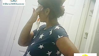 Hiddencam Video of Desi Indian NRI lady doing her night skincare routine