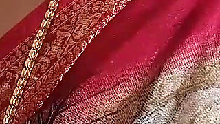 Fucking Brother-in-law with Tablet - Saree Sex -1