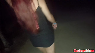 Horn Takes Wife to Walk Without Panties on the Beach After Male