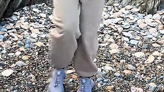 Desperate Girl's Pee on the Beach Compilation