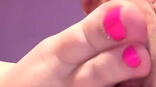 POV Close up Footjob Cumshot Sexy German Feet Toes