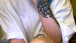 Emo teen Becka solo webcam masturbation