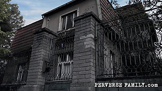 Perverse Family 3 (season 1): Stepdaughter All- in
