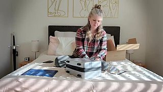 Amateur MILF Ginger Unboxes And Fucks Her New Sex Machine - Moaning Solo Toy Action