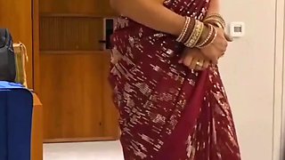 Rajasthan hotel woman and waiter Viral video