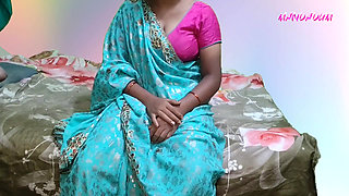 Telugu House Wife Romance Boobs Pressing in Boy Frind