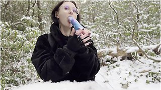 Wintertime Outing Piss And Extreme Deep Throat