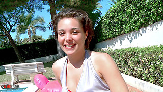 Tania Dola: Sexy Video Interview with Tania Dola