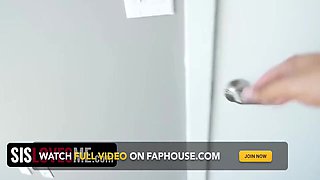 Demi Lopez - Horny Babe With Perfect Body Helps Stepbro Finish His Gynecology Assignment