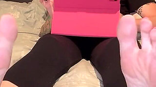 Ignoring Size 16 Soles POV