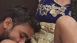 Hot Indian Desi Sexy Hot Bhabhi Hardcore Sex with Desi Boy