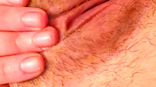 5 Minutes of Softness for Me Moment of Well-being and Solitary Pleasure