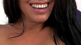 Sexy Porn Babe Hanna Shaw Rides Her Studs Bwc to a Hot Facial
