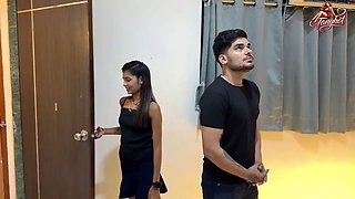 The girl Call the massage boy to her house and the two had sex together.