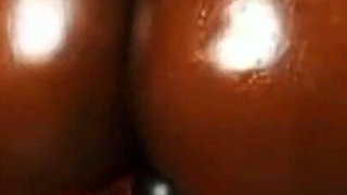 Oiled Fat Ass Twerk