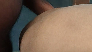 He made his friend's wife a mare and her hard and gave her orgasm