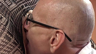 Dr. Drake Fixes Anna's Back with a Creampie