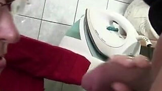 Granny still knows to fuck amazing