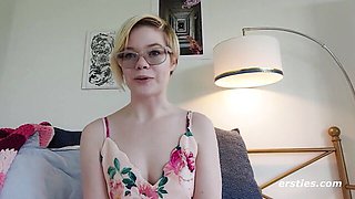 Blonde in glasses tries anal