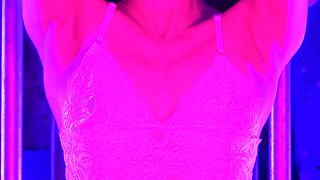 Amateur Big Titted Brunette Get Fucked On The Couch