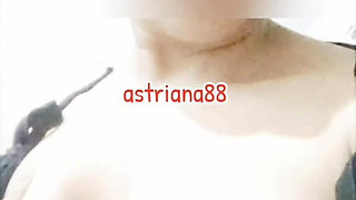 Her Bias Peaks Single Woman Need a Big Dick