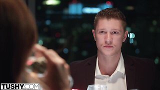 Tender Violet Starr at bush porn
