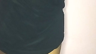 Indian girl fingering in pusssy.
