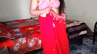 Desi Indian Bhabhi in Red Saree Seduces Devar - Big Natural Tits & Big Ass - Homemade HD
