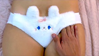 Step brother cums on step sister's virgin pussy
